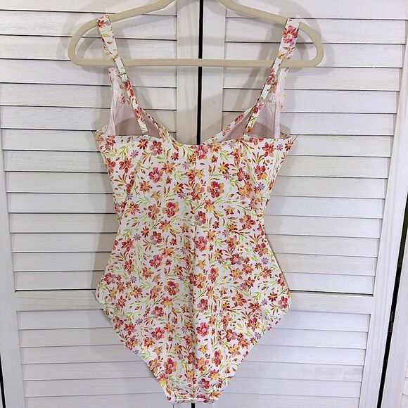 One Piece Swimsuit Size 14 Floral Emerald Bay NWOT - Picture 6 of 13